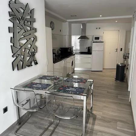 2 Gran8nerja Apartamento *