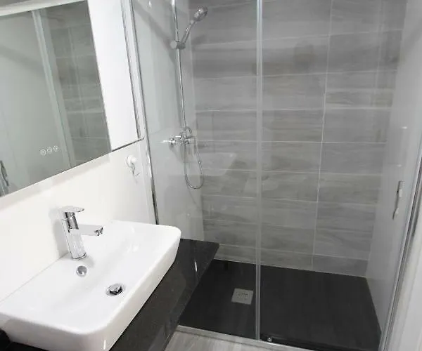 2 Gran8nerja Nerja